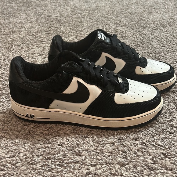 Air Force 1 Premium (Tuxedo) Rare! - Picture 4 of 10